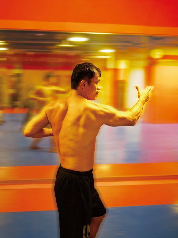 5月3日(火・祝日)やわらぎ1st単行本発売記念ギグ(笑) リアルグラップラー刃牙、パンディットに再降臨!!「総合健康術『サムライメソッドやわらぎ』の世界」