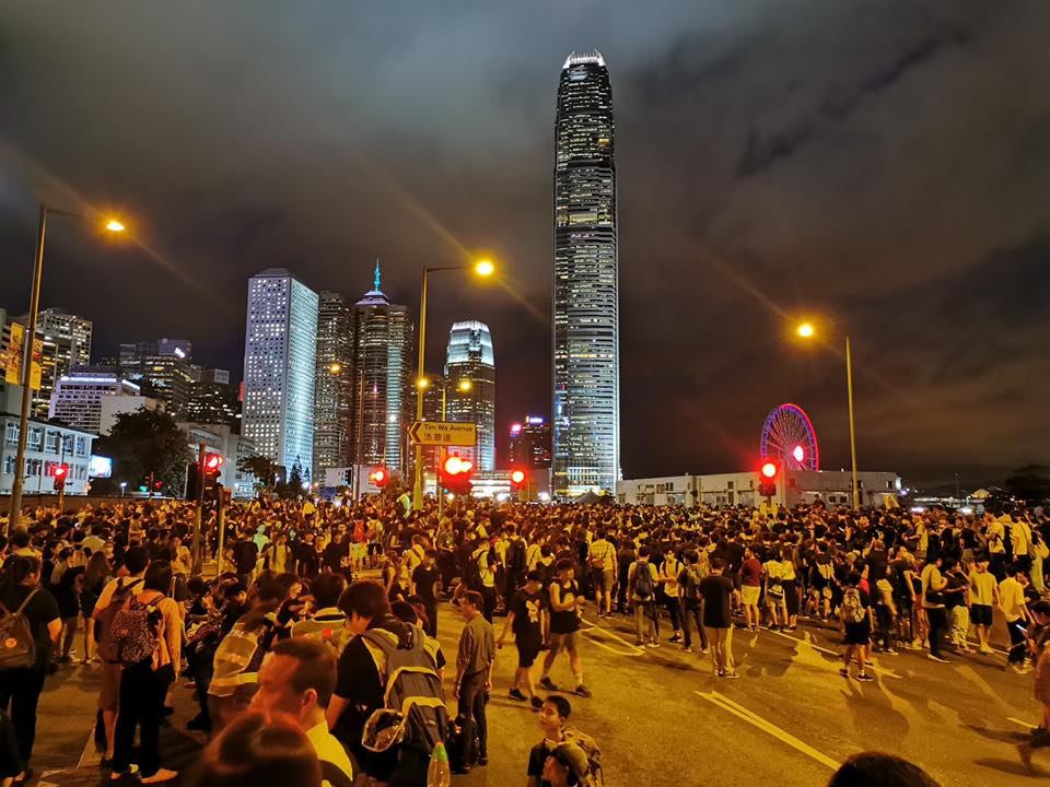 7月7日(日)香港逃亡犯条例反対運動・高円寺報告会