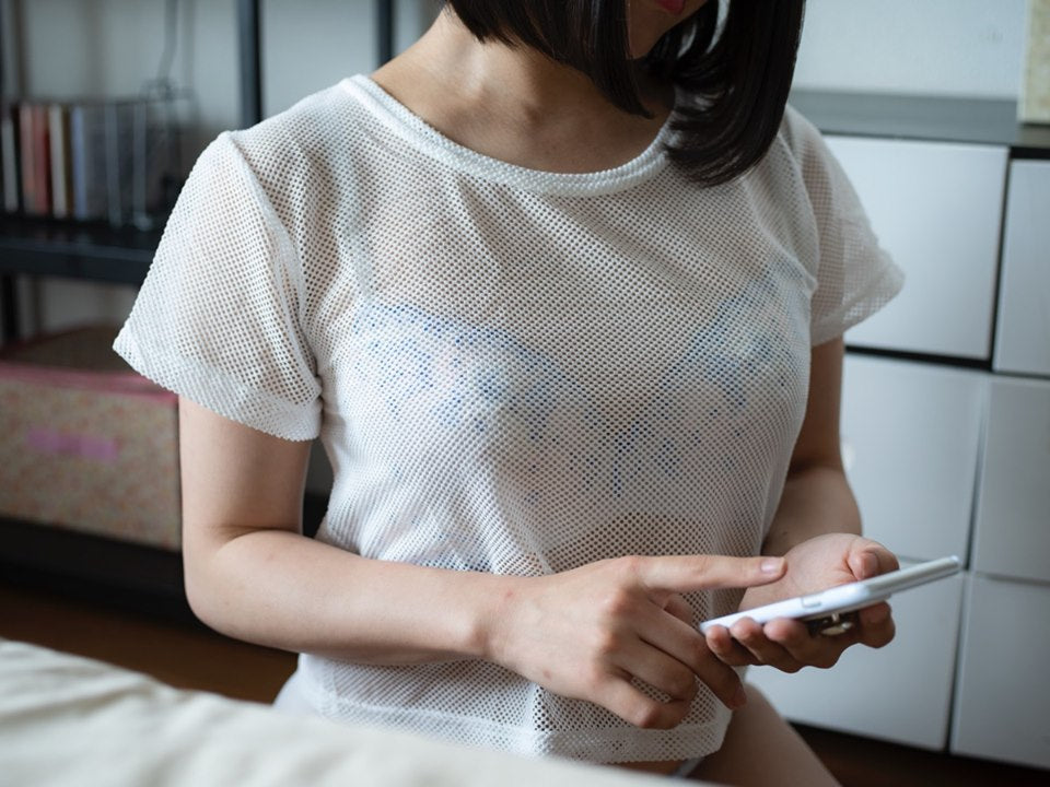 8月7日(水)青山裕企『思春期のまなざし』『透けパイ』刊行記念! “令和のフェティシズム”について語るトーク&スライドショウ(写真集のお土産付)公演中止!!!!